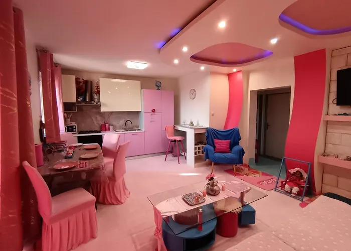 Princess&Prince Apartment With Swimming Pool And Garden